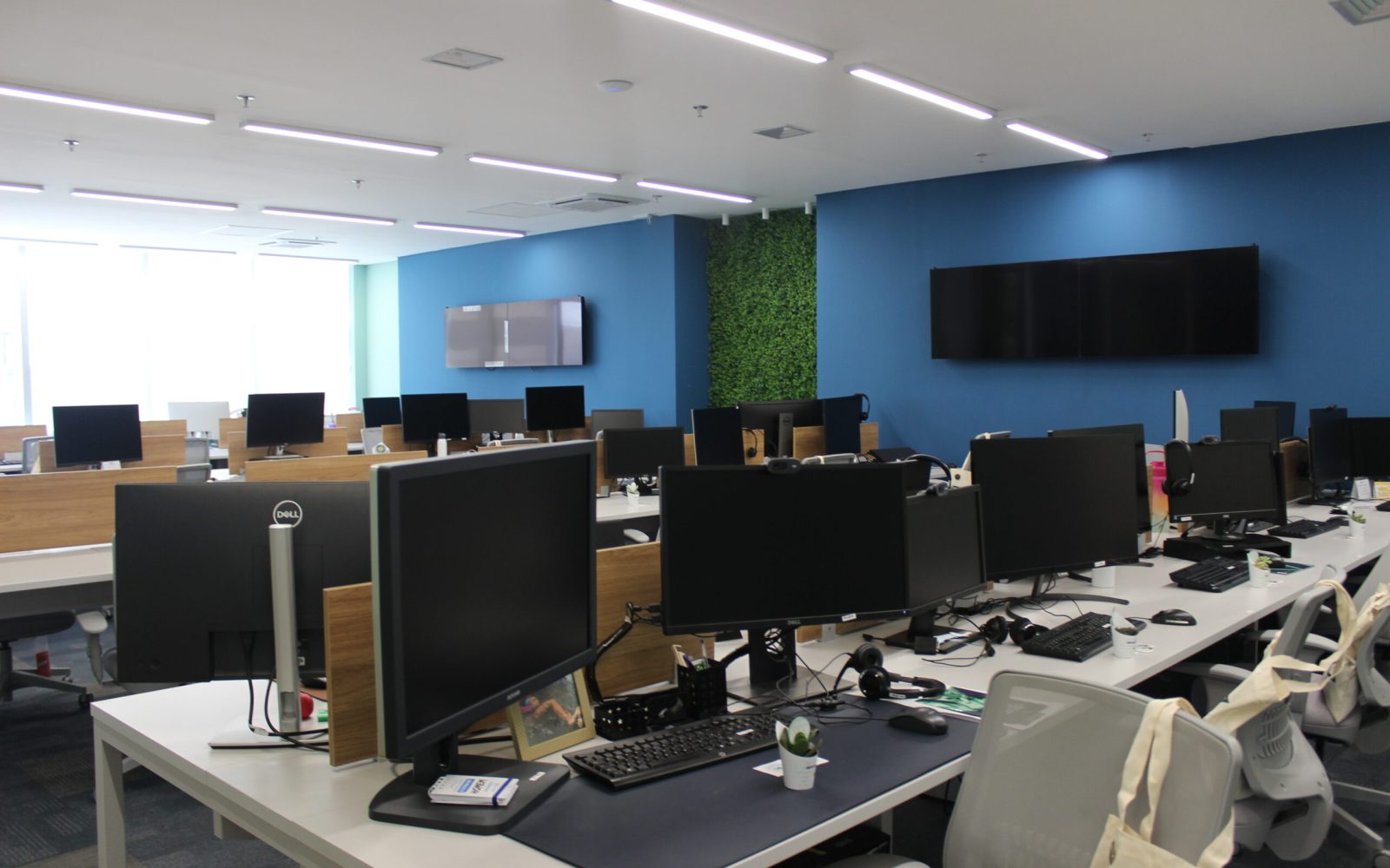 institutional_IMG_1302